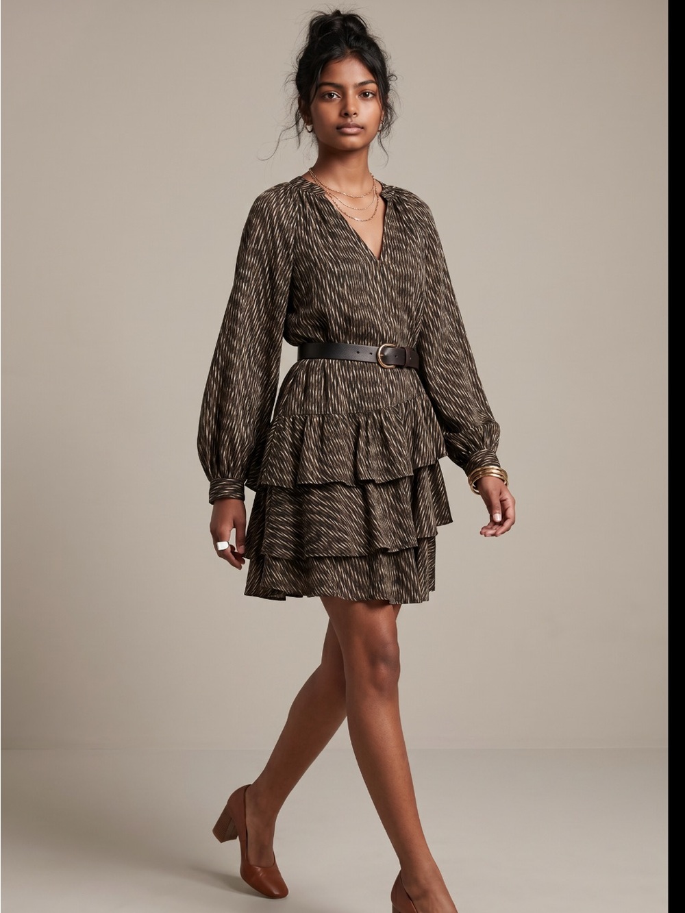 Banana Republic tier mini dress. Size XL GUC